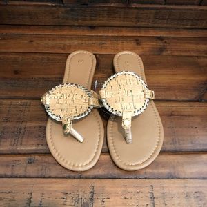 Ladies sandals NEW without tags!
